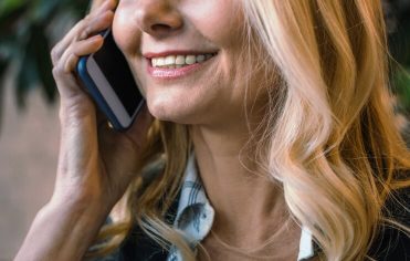 woman-is-calling-dt woman is calling dt